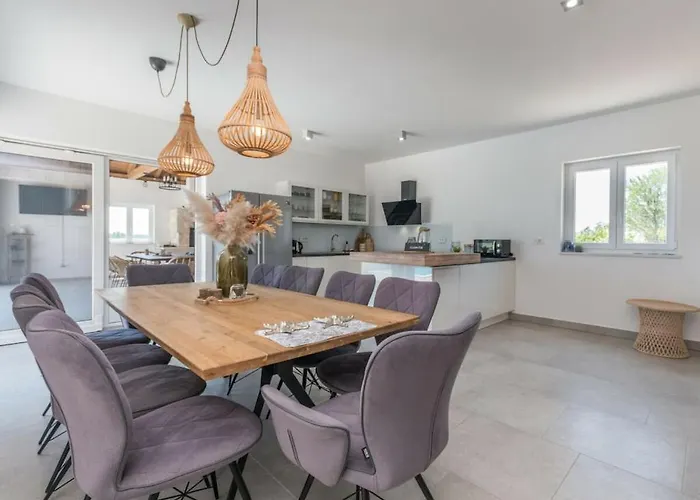 빌라 Fortuna Comfortable Kakma